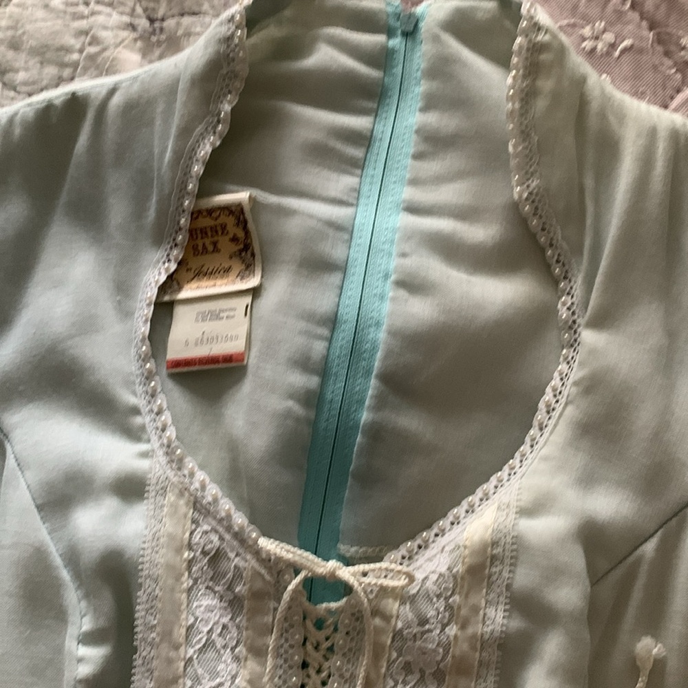 Vintage Gunne Sax Dress!! - Picture 11 of 11